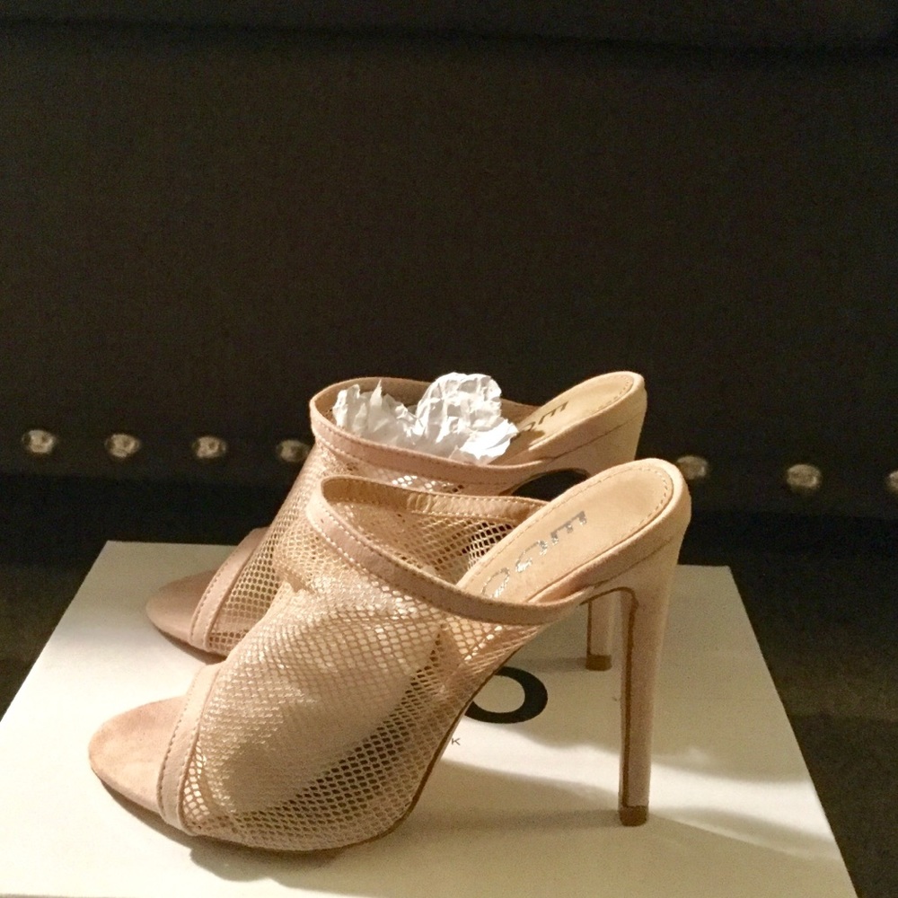 Nude, Faux Suede Fishnet Peep-Toe Mule (BRAND NEW)
